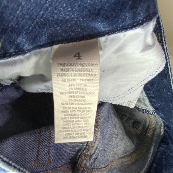 American Eagle Artist Crop Med Dark Wash Jeans - Picture 2 of 10